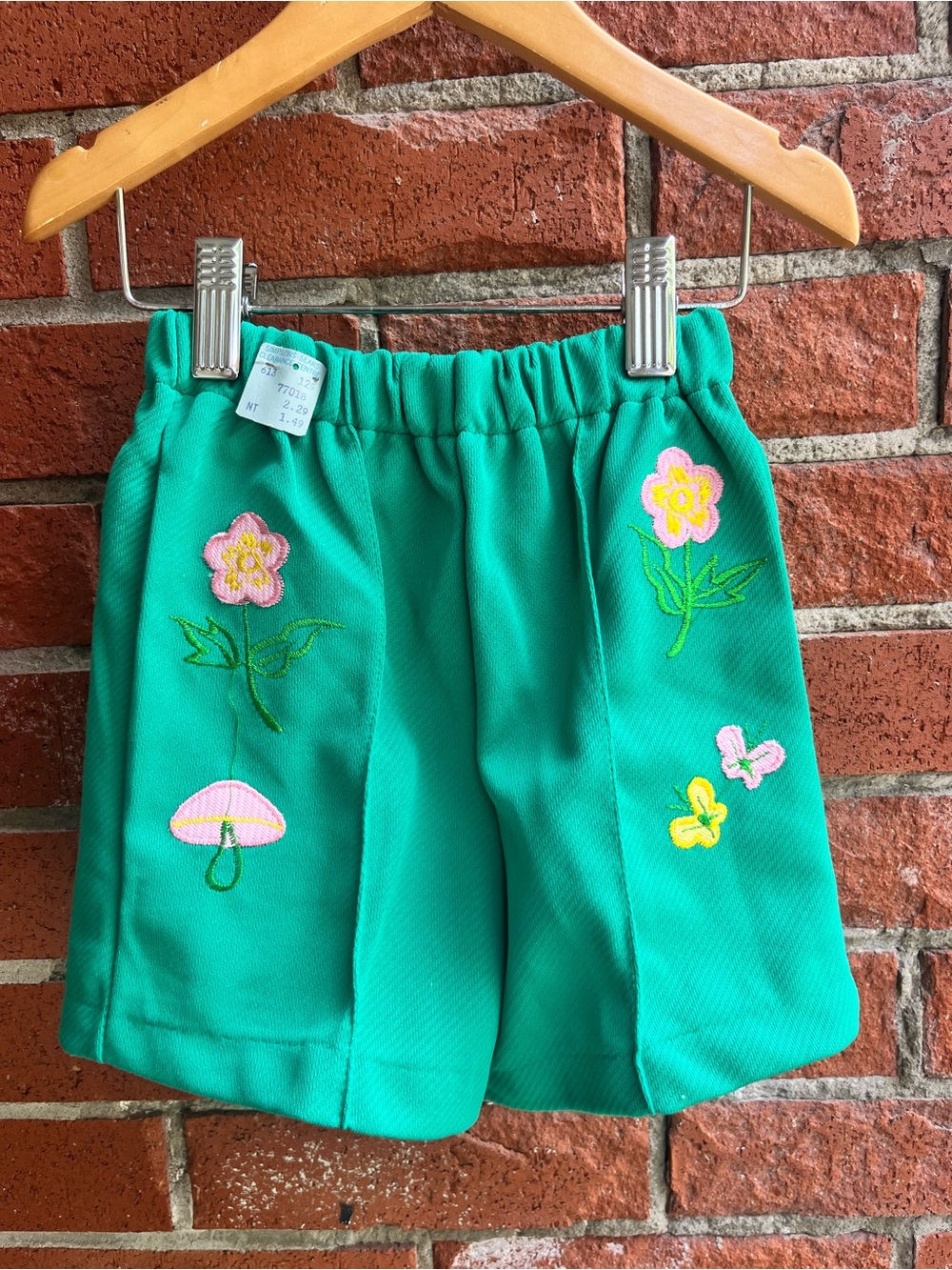 Deadstock Vintage Kids Shorts Elastic Waist Pull-on Green w/ Embroidered Flowers